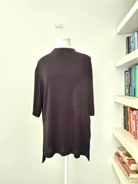 Lattelier Black Tunic Top Relaxed Short Sleeve high neck Small